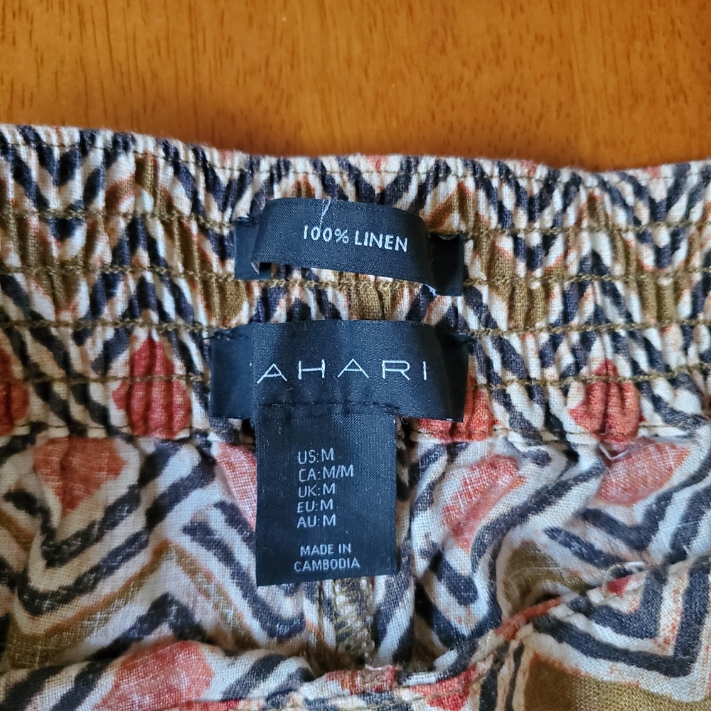 Tahari Geometric Print 100% Linen Capri Pants. High Waist. 28x24. Size M Medium - Picture 2 of 7